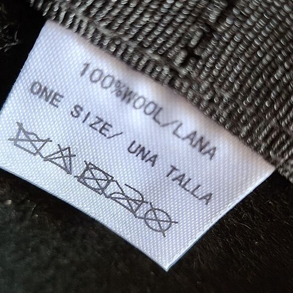 100% Wool Hat - Picture 5 of 5